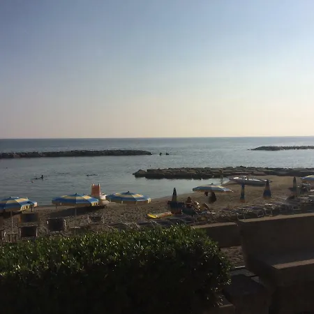 Bistrot Del Mare Santo Stefano al Mare